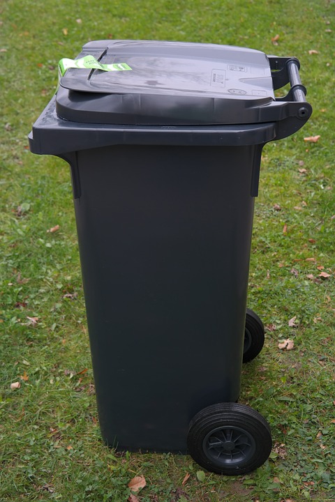 Les meilleures poubelles automatiques du marché